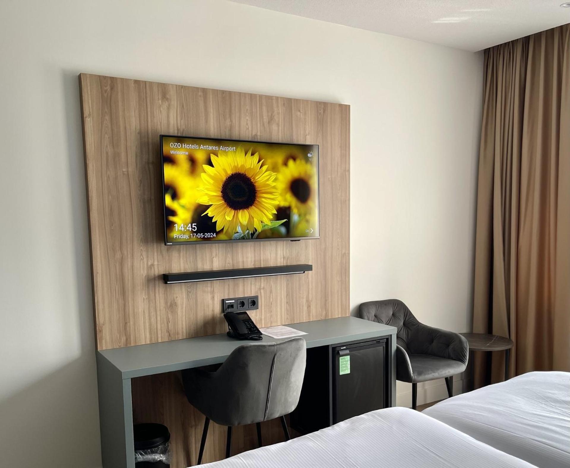 Ozo Hotels Antares Airport Hoofddorp Exterior foto