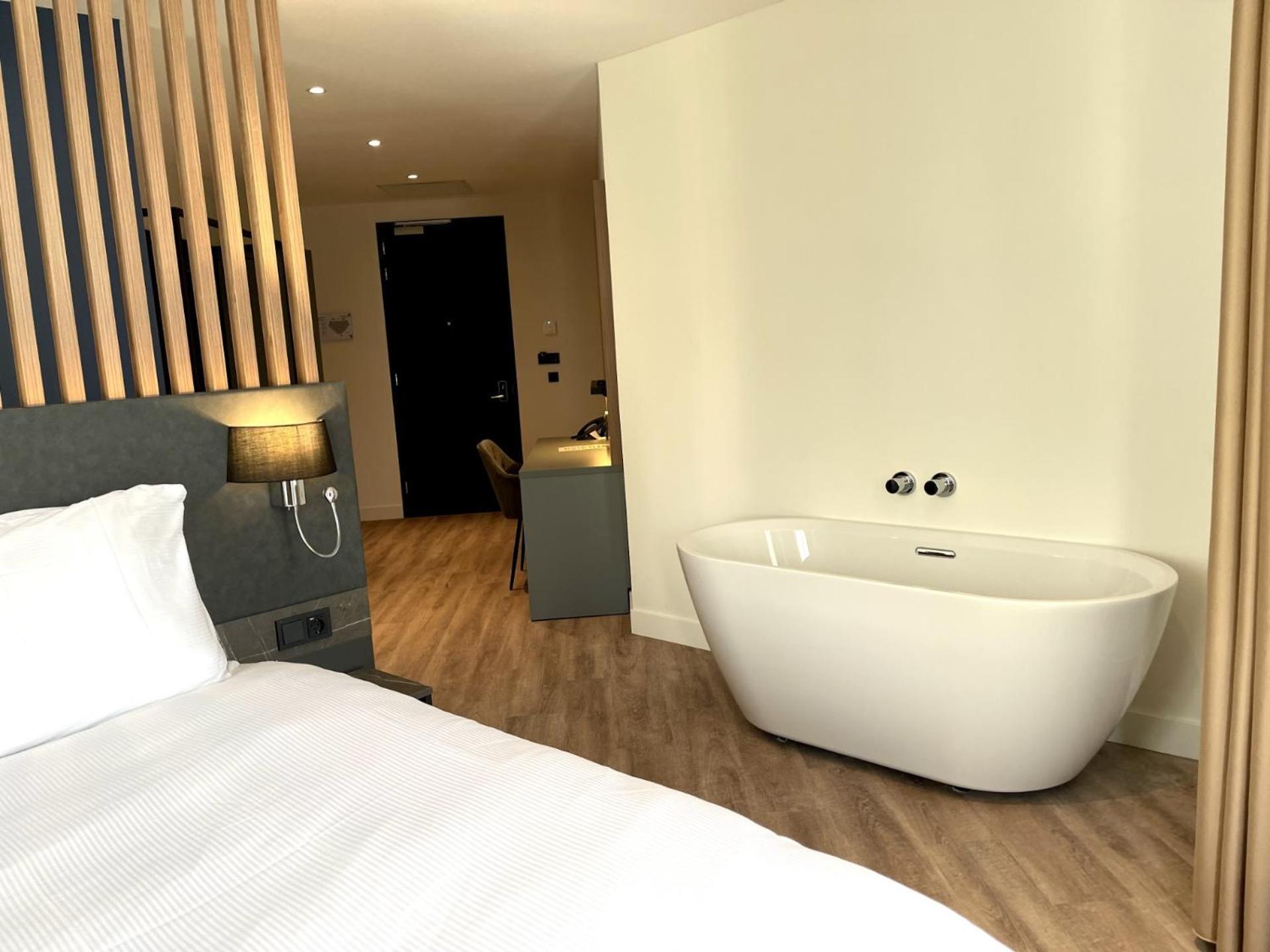 Ozo Hotels Antares Airport Hoofddorp Exterior foto